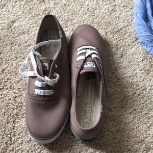 Keds!